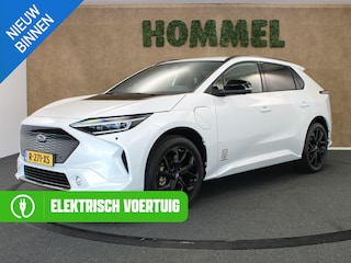 Toyota bZ4X 71 kWh AWD - SUBARU UITVOERING!! - ORIGINEEL NEDERLANDSE AUTO - ELEKTRISCHE ACHTERKLEP - ELEKTRISCH VERSTELBARE BESTUURDERSSTOEL - 20 INCH LICHT METALEN VELGEN - LEDEREN BEKLEDING - NAVIGATIE - ELEKTRISCHE ACHTERKLEP - UNIEKE KILOMETERSTAND