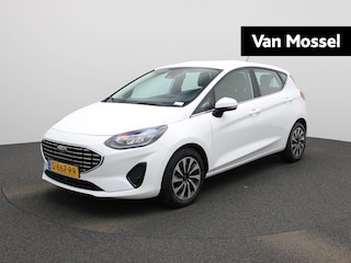 Ford Fiesta 1.0 EcoBoost Hybrid Titanium | Apple Carplay / Android Auto | Cruise control | Parkeer sensoren | Bluetooth | Climate control | Lage km stand | DAB