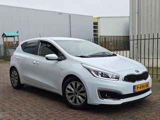 Kia Ceed Cee'd 1.6 GDI Navigatie-Cruise-Led-Camera-Stoel+Stuur VW