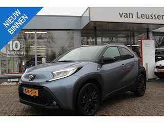 Toyota Aygo 1.0 VVT-i S-CVT PREMIUM CLIMA NAVI STOELVER PARK-SENSOREN AD-CRUISE 18"LMV KEYLESS