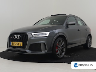 Audi Q3 2.5 TFSI quattro performance Pro Line Plus 367PK/AUTO | Panorama dak | Dodehoekdetectie | Lederen bekleding | Boss audio | Camera achter | Elektrische stoelen | Stoelverwarming  | 20"LMV