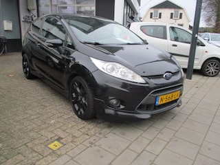 Ford Fiesta 1.6 Ghia