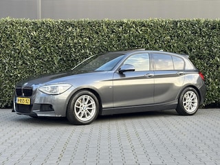 BMW 120d Business+, M-PAKKET, PANORAMADAK, LEDER, NAVI, CRUISE, CLIMATE CONTROL, KEYLESS, PDC, LED, STOELVERWARMING, LICHTMETAAL 16"