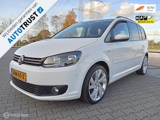 Volkswagen Touran 1.4 TSI Highline 7p. Automaat/Pano/Trekhaak