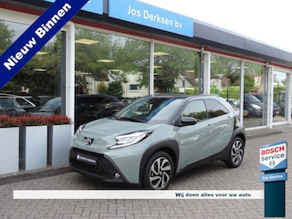 Toyota Aygo 1.0 VVT-i MT Pulse - ACC | Camera | Stoelverw. | CarPlay | LED
