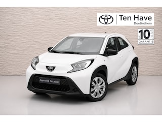 Toyota Aygo 1.0 VVT-i MT Play | Apple Carplay / Android auto | Achteruitrijc
