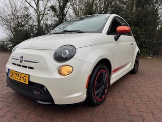 Fiat 500 E 24KWH XENON/NAVI/LEER/WINTERSET/CLIMA/STOELVERWARMING