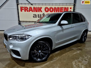 BMW X5 XDrive30d 260PK M-Sport + 1e eigenaar|Trekhaak|Panorama|Harman Kardon|Digital cockpit|360Camera|Keyless|Soft close|20"LMV