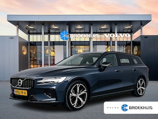 Volvo V60 T6 Recharge Ultra Dark | 19" | Trekhaak | Getint Glas | Panoramadak | Head-up | 360 Camera | Full LED | Elektr. verst. Stoelen | Harman Kardon | Adaptieve Cruise | BLIS
