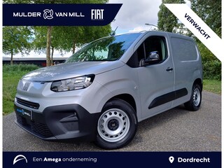 Fiat Doblò L1 50 kWh 136pk | 8 jaar garantie | 0% financial lease | Apple Carplay | Android Auto | Multimedia | Achteruitrijcamera | Parkeersensoren achter | Winter pakket | Stoelverwarming | Stuurverwarming | Stuurwielbediening | Reservewiel | van €30.975 voor €26.995