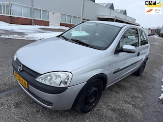 Opel Corsa 1.2-16V Comfort STARTERS AUTO LAGE KM STAND! NIEUWE APK!