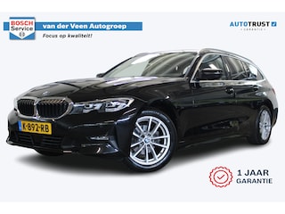 BMW 3-serie Touring 318i High Executive | Incl. 12 maanden garantie | Trekhaak elektrisch uitklapbaar | Harman/Kardon audio | Apple Carplay/Android Auto | | Sport stoelen | DAB | Voorstoelen verwarmd | Elektrische achterklep |