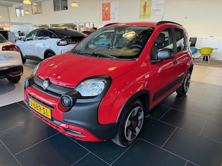 Fiat Panda 1.0 70 pk Hybrid City Cross | Airco | Bluetooth | All season banden | Parkeersensoren