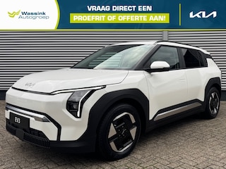 Kia EV3 81,4 kWh 204pk Plus | Stoel/Stuurwielverwarming | Dodehoekdetectie | Navigatie | Climate Control |