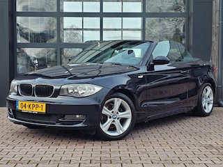 BMW 1-serie Cabrio 118i Executive | Airco | Stoelvewarming | Opbergpakket | Licht & regensensor | Alarm | Origineel NL |
