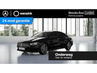 Mercedes-Benz CLA 180 AMG Line | Panoramadak | Night | Multibeam | Achteruitrijcamera | Stoelverwarming |