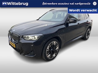 BMW iX3 High Executive 286PK 80 kWh / Panoramadak / Zwenkbare Trekhaak / 360 Camera / Head-Up Display / Hermann Kardon