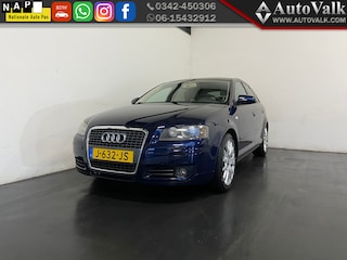 Audi A3 Sportback 1.6 FSI Attraction. Pano!
