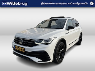 Volkswagen Tiguan 1.5 TSI R-Line Business+ 7p. / AUTOMAAT/ PANO/ TREKHAAK/ 2X R-LINE/ CAMERA/ PARK. SENSOREN/ DIGITAL DASHBOARD/ LED/ NAVI/ CLIMA/ 19" LMV