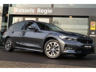 BMW 3-serie Touring 330e xDrive Sport line Pano Laser HuD 360 ACC El.Haak Hifi Ambient Bliss