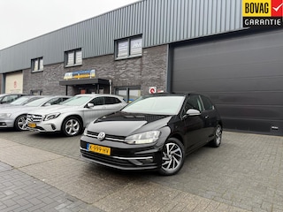 Volkswagen Golf 1.0 TSI Trendline | 2E EIGENAAR | 12MND GARANTIE | ADAPTIEF CRUISE | PANODAK | DAB | STOELVERWARMING |