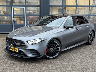 Mercedes-Benz A 250 Premium AMG Line | Panoramadak | Achteruitrijcamera | Advanced sound system | Stoelverwarming | Nightpakket