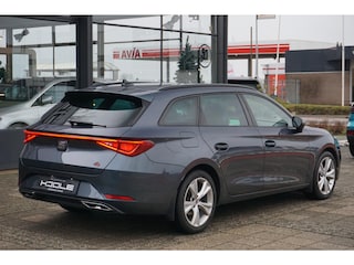 Seat Leon Sportstourer 1.5 eTSI FR Business Intense