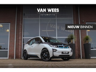 BMW i3 Basis iPerformance 22 kWh | Stoelverwarming | Cruise control | Climate control | iDrive | Navigatie | Bluetooth | PDC | Mistlampen | 19 inch | Origineel | ➡️