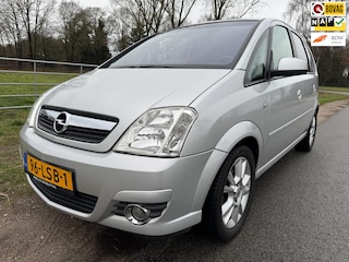 Opel Meriva 1.6-16V Cosmo met airco en trekhaak