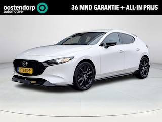 Mazda 3 2.0 e-SkyActiv-X M Hybrid 186 Nagisa | Aero pakket | Alcantara/Leder met stoelgeheugen | Achteruitrijcamera | Bose | HeadupDisplay | Navigatie en draadloze Applecarplay\Androidauto | Verlichte Dorpelbeschermers | Parelmoer Wit