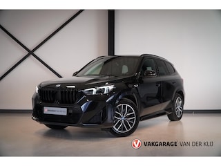 BMW X1 XDrive30e M-Sport | Trekhaak | Head-Up | 360 Camera | Adapt. LED | Stoelverwarming | Keyless |