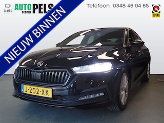 Skoda Octavia 1.0 TSI Sport Business Navigatie, Clima controle, Cruise controle, Stuurverwarming, Elek ramen v/a, Elek achterklep, Xenon verlichting, Pdc v/a, Lm velgen 17'' Nederlandse auto!! Bovag afleverpakket 695,-