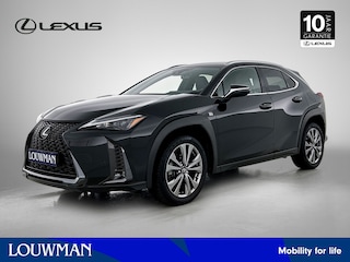 Lexus UX 250h F Sport Design