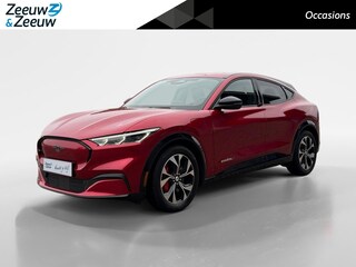 Ford Mustang Mach-E Extended AWD 98 kWh | Dealer onderhouden | Origineel NL auto | Navigatie | Parkeersensoren voor en achter | Achteruitrijcamera | Voorstoelen verwarmd | Verwarmde voorruit | Adaptief cruise control | Dodehoek detectie | Draadloos opladen mobiel | 19" lichtmetalen velgen |