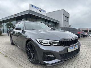 BMW 3-serie Touring 320i M sport Pano-Dak | LED | Stoelverw. | Spiegelpakket