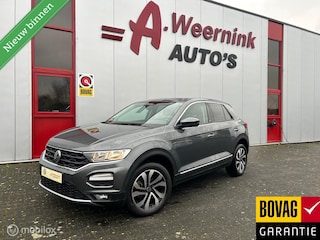 Volkswagen T-Roc 1.5 TSI Active IQ drive Business Camera