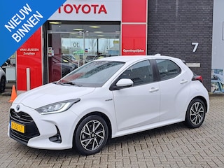 Toyota Yaris 1.5 Hybrid Dynamic CAMERA APPLE CAR PLAY & ANDROID AUTO TREKHAAK ADAPTIVE CRUISE