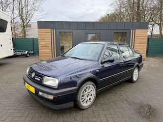 Volkswagen Vento 2.8 VR6 Automaat - Airco - 1e Lak - Volledig Documentatie - Topstaat