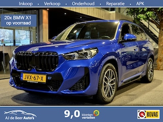 BMW X1 xDrive25e High Executive M-Sport | Panorama | HUD | 360 Camera | Stoelverwarming | Carplay/Android