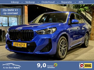 BMW X1 xDrive25e High Executive M-Sport | Panorama | HUD | 360 Camera | Stoelverwarming | Carplay/Android