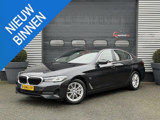 BMW 530e Business Edition Plus | Panoramadak | Camera | Lederen Bekleding | Laser | Elektrische Trekhaak |