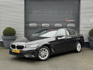 BMW 530e Business Edition Plus | Panoramadak | Camera | Lederen Bekleding | Laser | Elektrische Trekhaak |