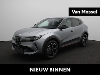 Alfa Romeo Junior Elettrica Speciale 54 kWh | Tech Pack | Winterpakket | Led Matrix verlichting| DEMO