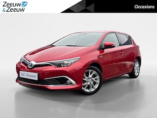 Toyota Auris 1.8 Hybrid Executive Dealer onderhouden! | Achteruitrijcamera | Climate Control | Navigatie | 12 maanden garantie! |