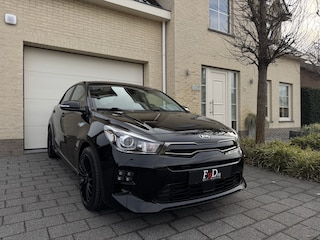 Kia Rio 1.0 T-GDI 100pk GT-Line Navi Leder Carplay Camera Keyless Stuur en StoelVerwaming DAB Clima 17" Pdc