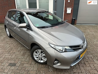 Toyota Auris 1.8 Hybrid Aspiration / Camera / Clima / Cruise
