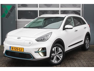 Kia Niro EV ExecutiveLine 64 kWh 204 PK | Facelift + 3 fase laden | Nette en zeer complete e- Niro (dealer onderhouden)