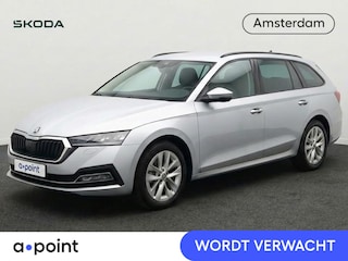 Skoda Octavia Combi 1.0 TSI Style 110pk | Navigatie | Parkeersensoren voor en achter | Apple Carplay -/ Andriod auto |  Verwambare voorstoelen