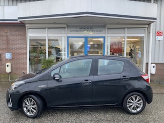Toyota Yaris 1.5 Hybrid Design Sport