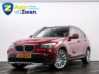 BMW X1 XDrive20i Business Automaat/Leer/Pano/Trekhaak